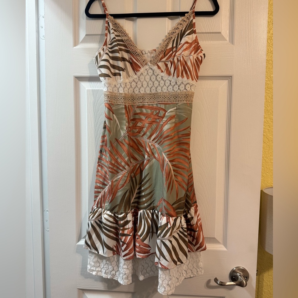 SHEIN Multicolor Leaf Print Dress with Lace Detail